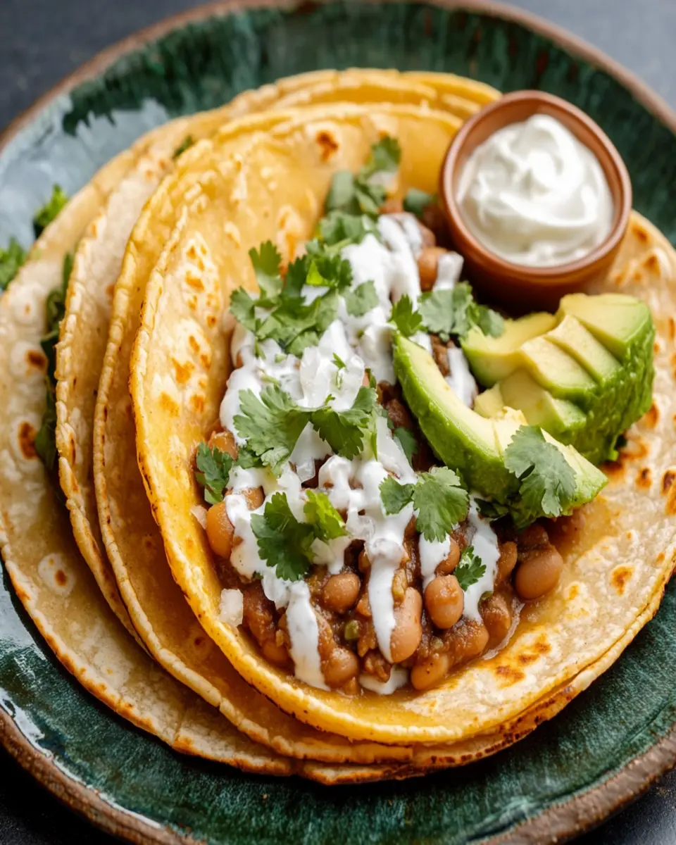 Honduran Flour Tortillas with Beans and Cream: Irresistibly Easy!